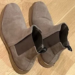 All Saints | Shoes | Allsaints Mens Rhett Suede Chelsea Boot  display picture 1